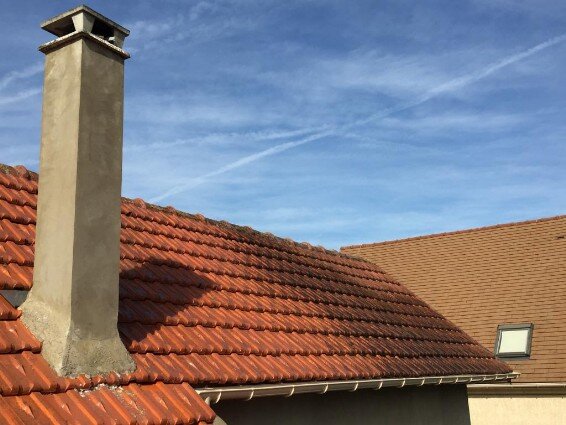 Nettoyage démoussage de toiture à Saint Denis de Pile en Gironde 